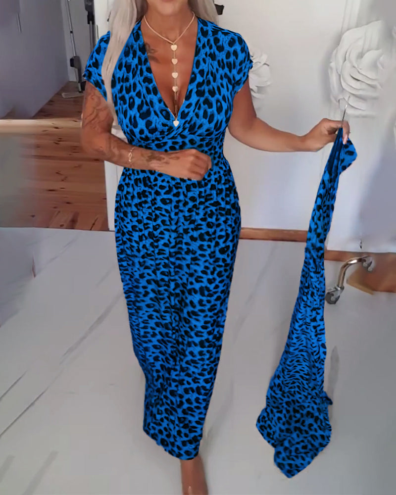 Elegant Leopard Print Dress with V-Neck