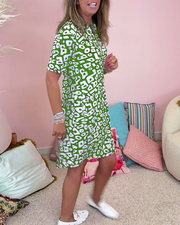 Casual V-Neck Dress with Printed Pocket