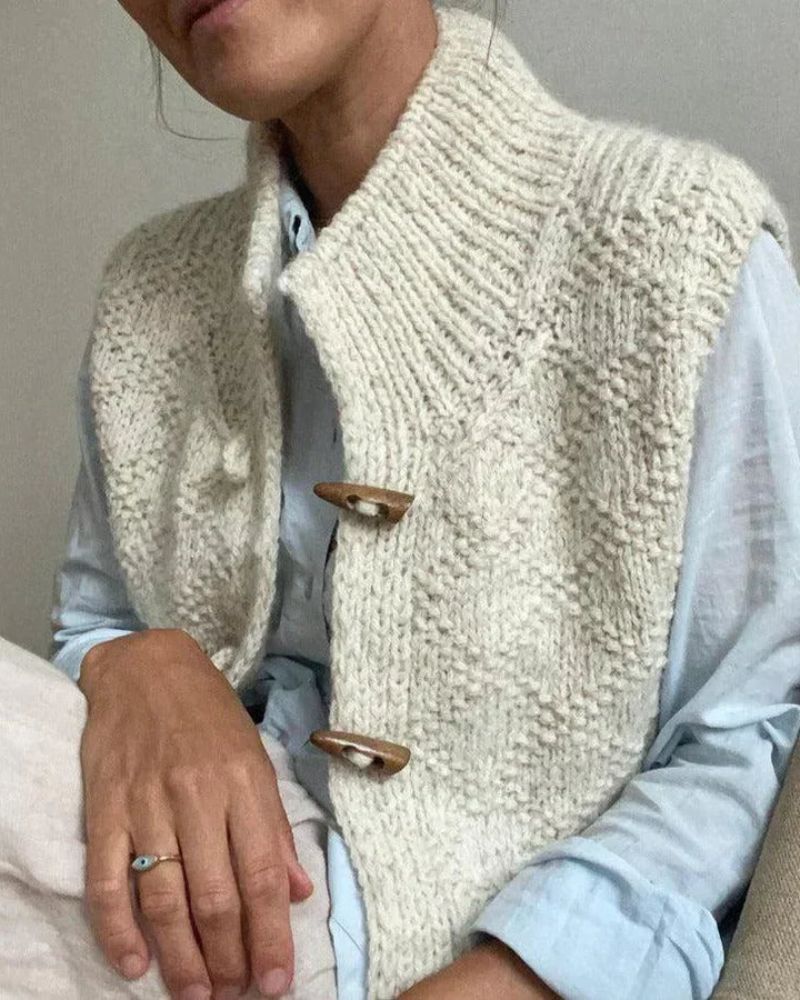 AISLING – SOPHISTICATED SLEEVELESS KNIT VEST