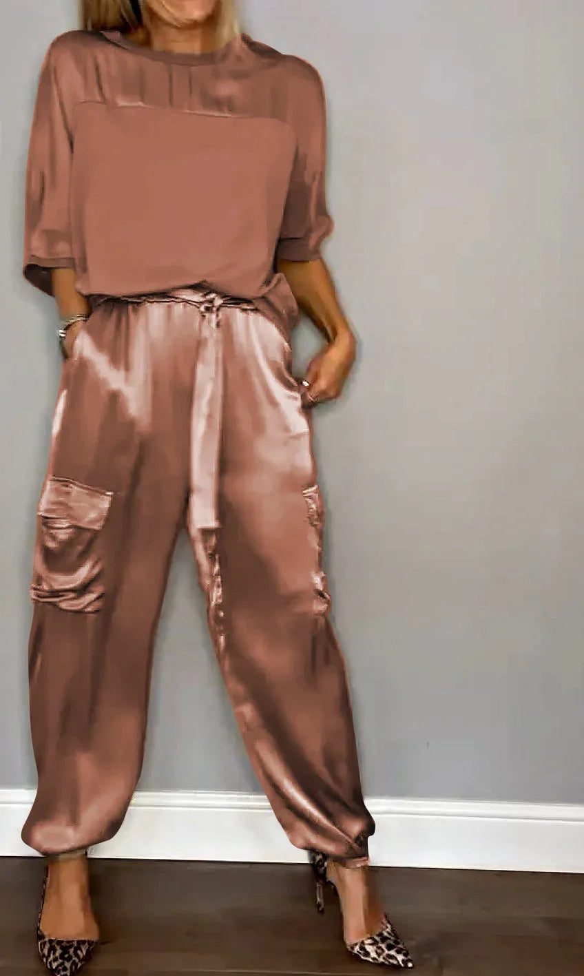 IRAVANYA – ELEGANT WOMEN 2-PIECE SET