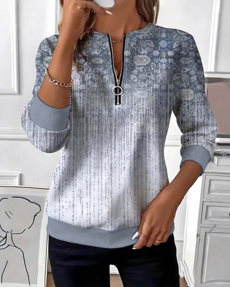 Sweatshirt with Zip Detail, Retro Print Design and Relaxed Vibe