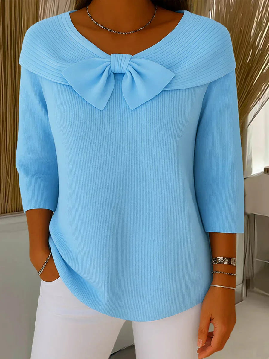 MYLIE – KNITTED SWEATER WITH A ROUND NECKLINE
