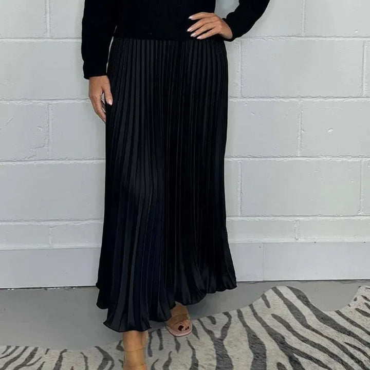 CAMILLA – MAXI DRESS WITH SWEATER & PLEATED SKIRT