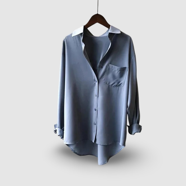 Riley – Blouse with Fluid Elegance